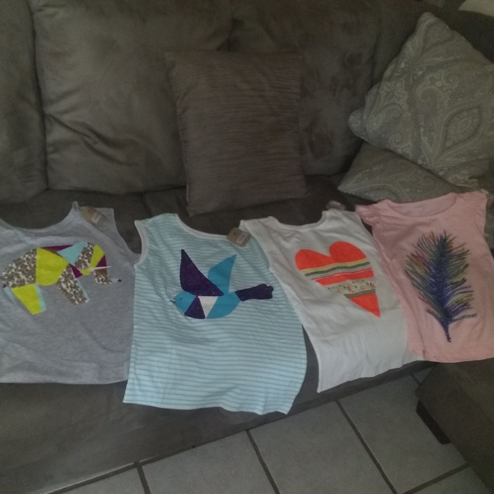Lot of 4 crazy 8 tops